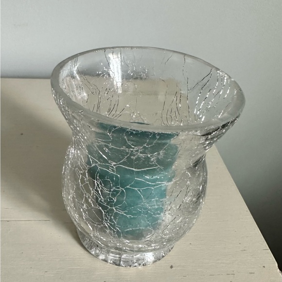 votive candle holders with votive candle in each. Comes from smoke free home - Picture 2 of 3